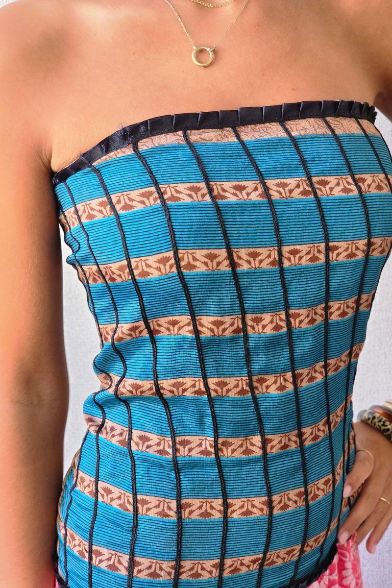 Vestido palabra de honor con telas Indias turquesa