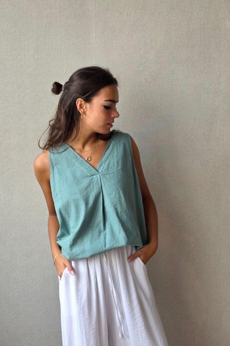 Blusa de lino y algodón verde bonito