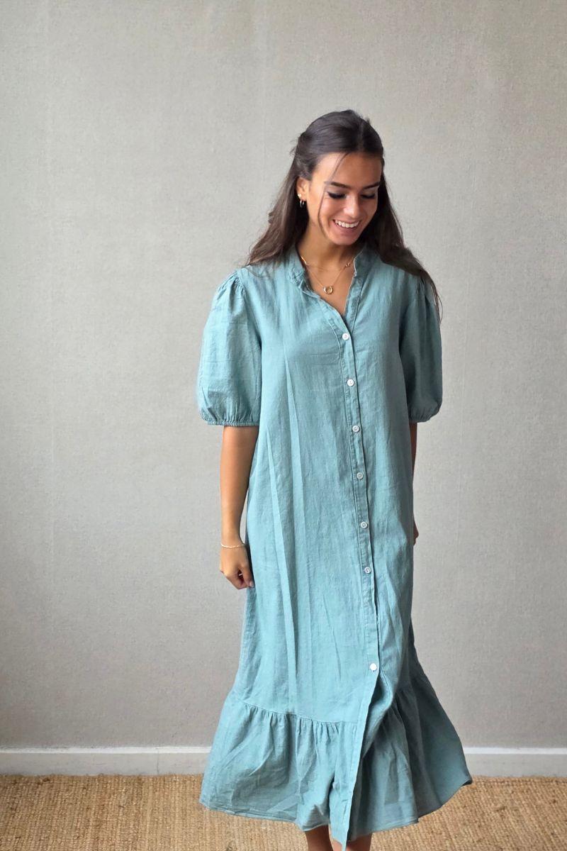 Vestido de botones tipo lino verde bonito