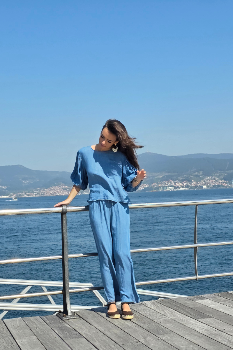 Pantalón Azul Jeans Claro con Cintura Elástica