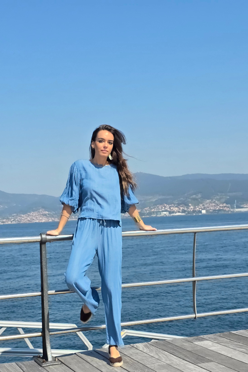 Pantalón Azul Jeans Claro con Cintura Elástica