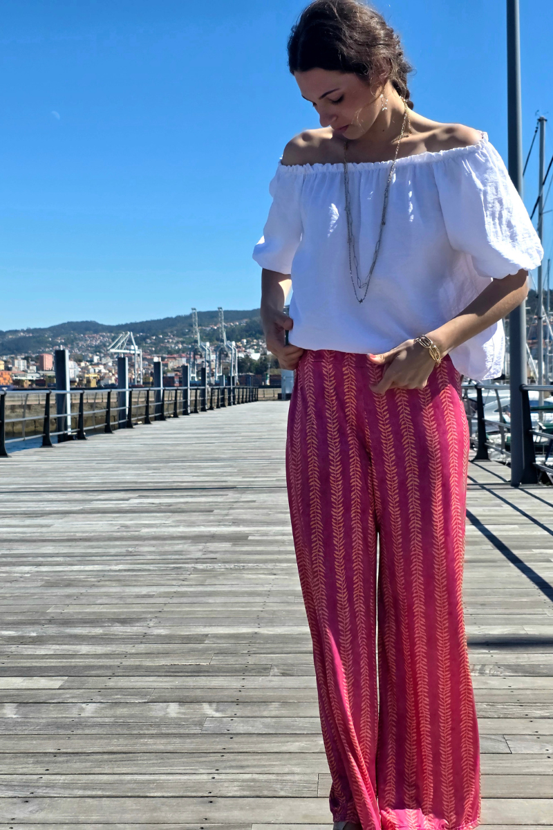 Pantalón Elástico Estampado Hojas Fucsia