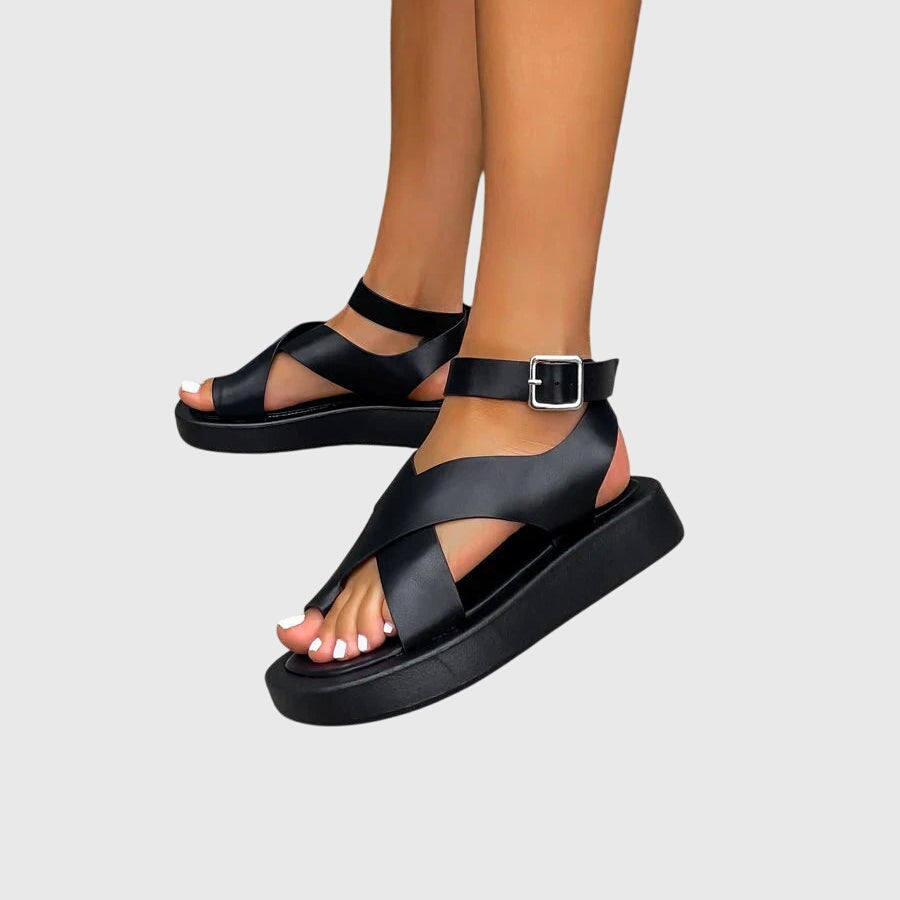 Abril | Sandalias ortopédicas con tira cruzada y hebilla
