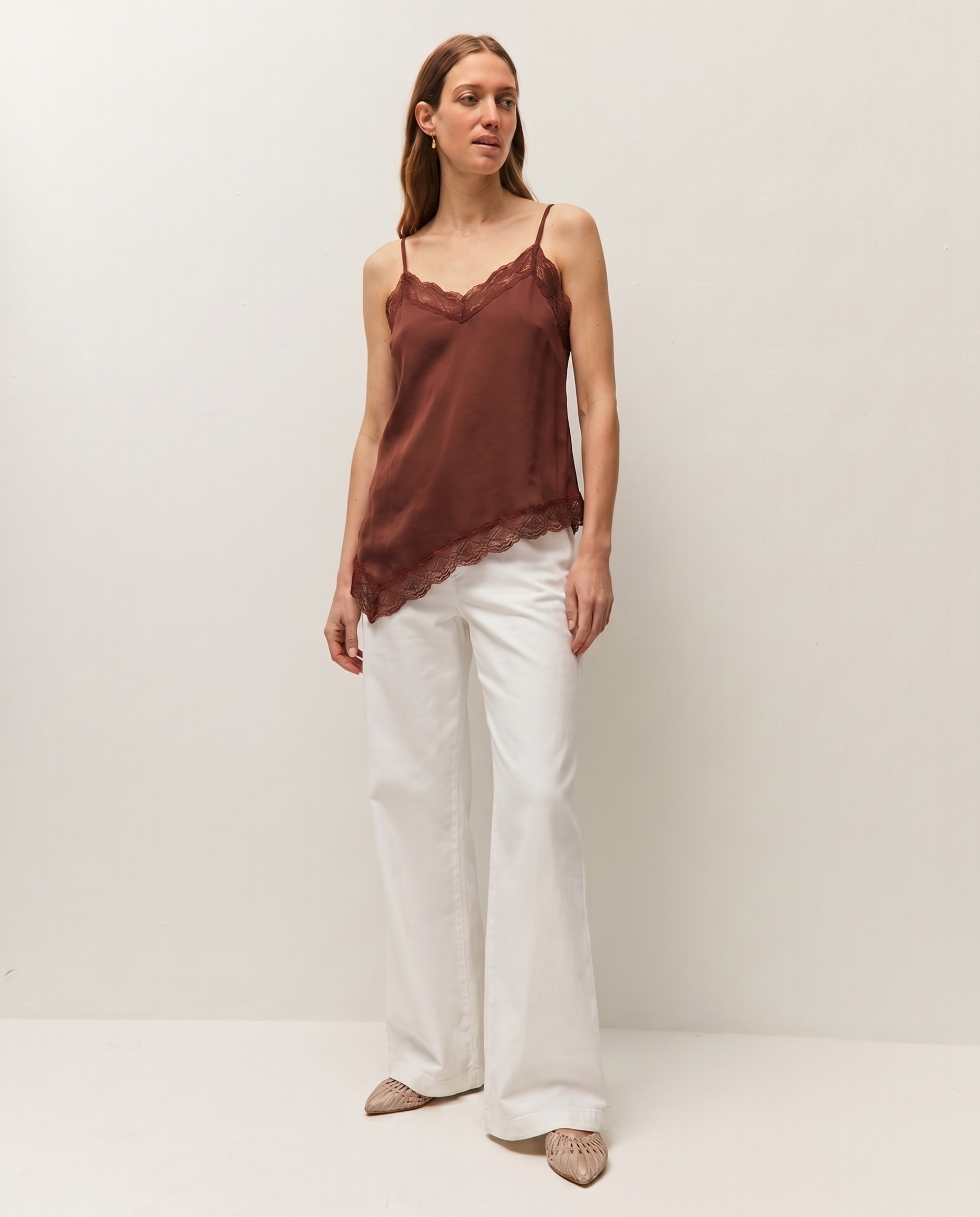 Top asimétrico lace