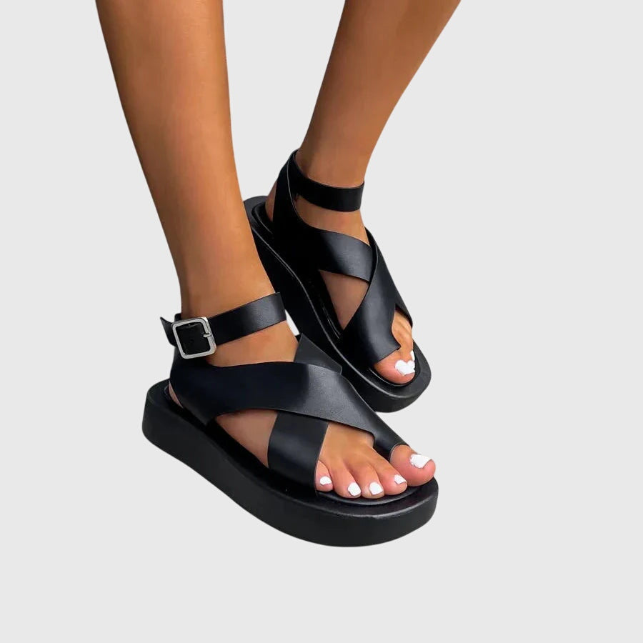 Abril | Sandalias ortopédicas con tira cruzada y hebilla