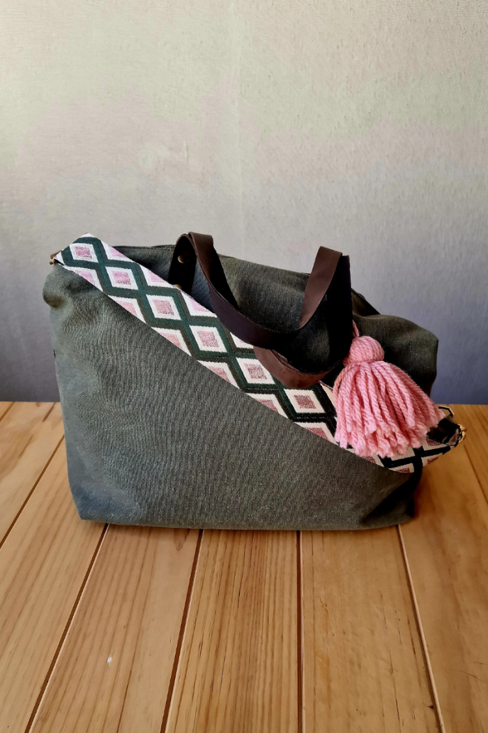 Correa para bolsos verde y rosa