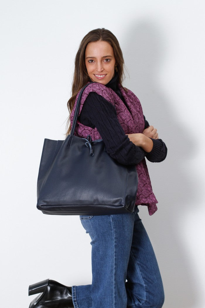Bolso shopping con cremallera azul marino