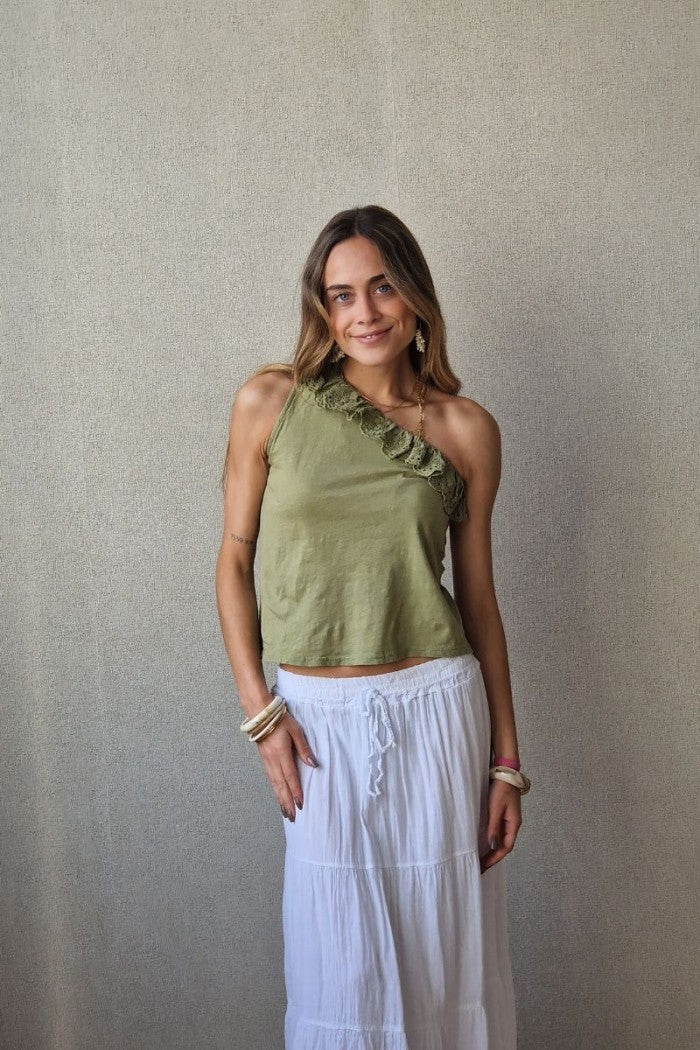 Top asimétrico volante bordado verde militar
