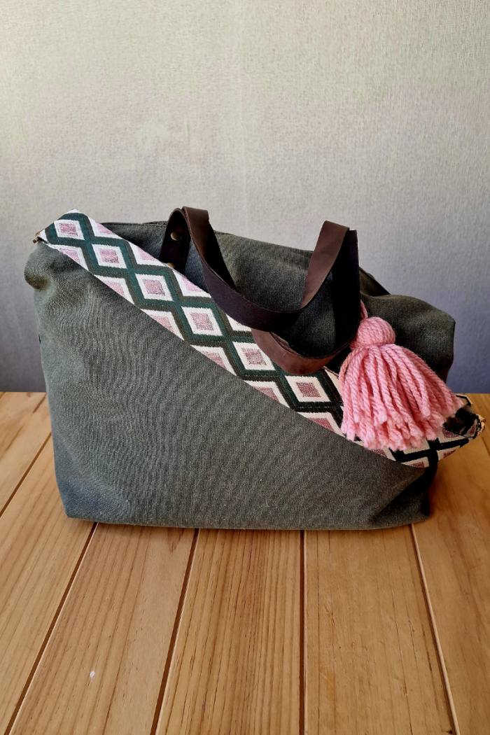 Correa para bolsos verde y rosa