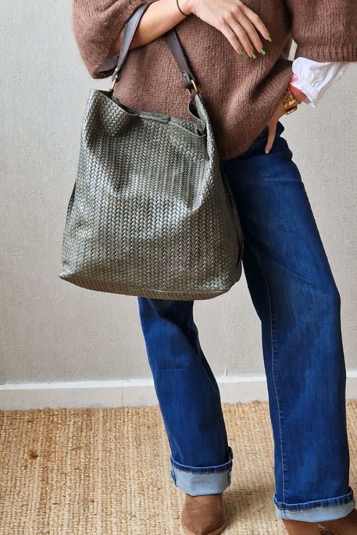 Bolso de piel trenzada verde