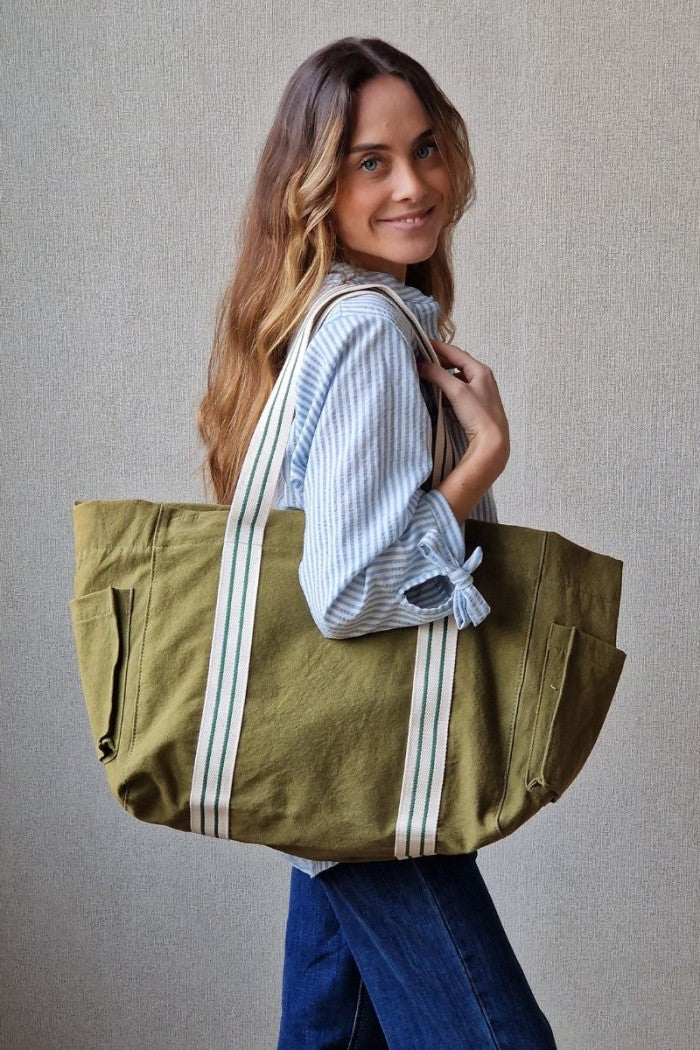 Bolso loneta verde militar con asas crudas