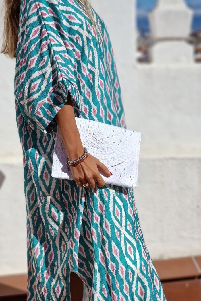 Bolso sobre tipo rafia blanco
