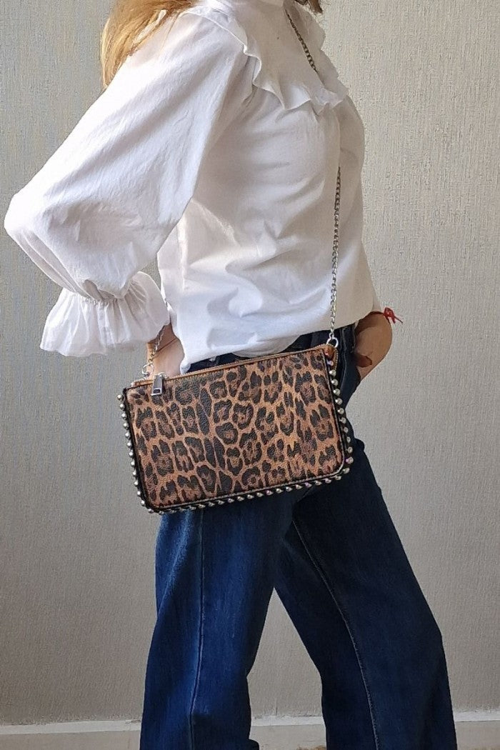 Bolso bandolera tachas animal print marrón