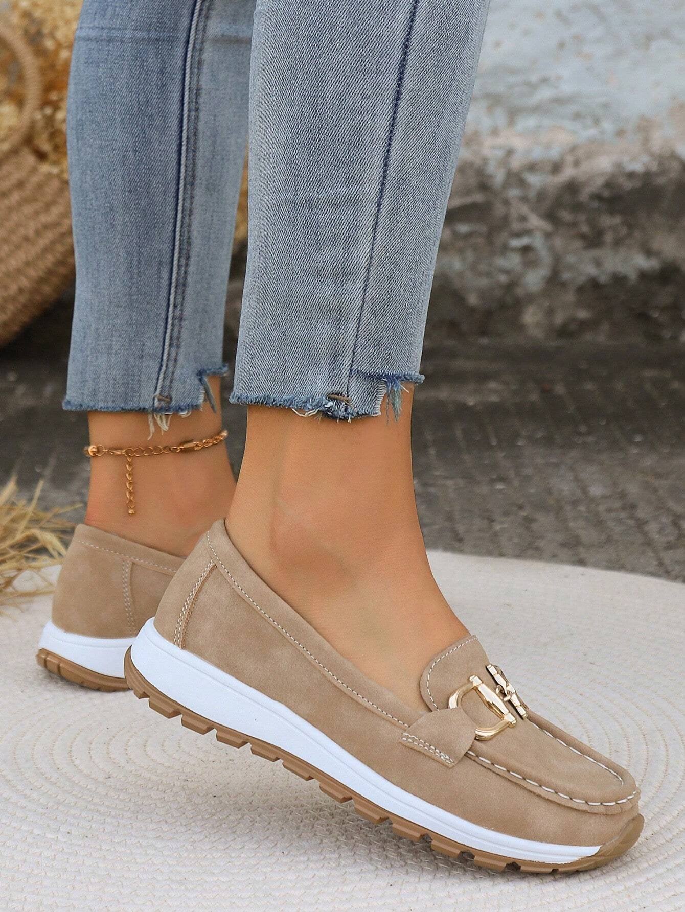Graciela | Mocasines para mujer con hebilla y suela cómoda