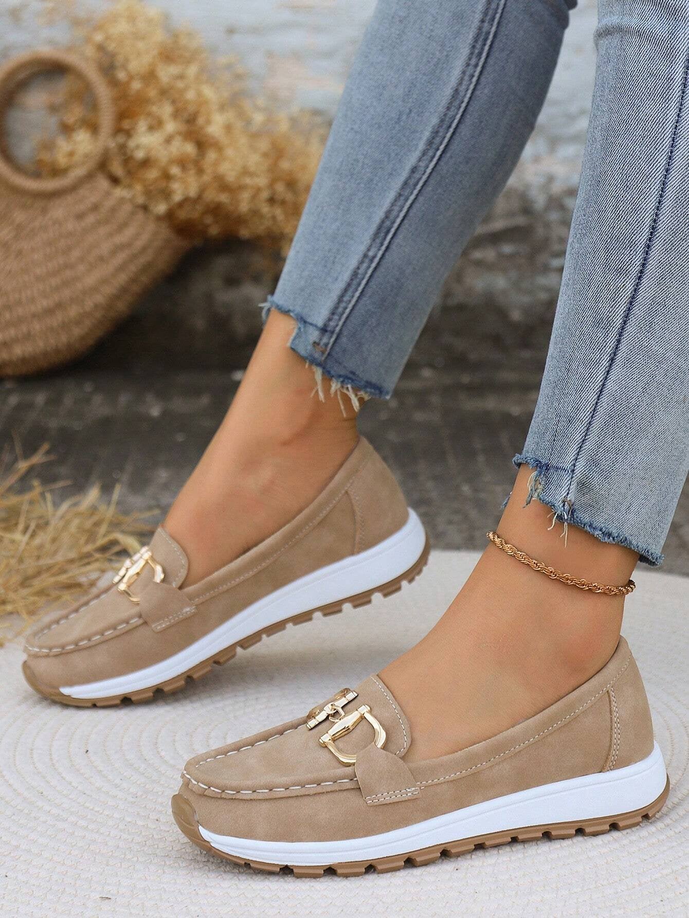 Graciela | Mocasines para mujer con hebilla y suela cómoda